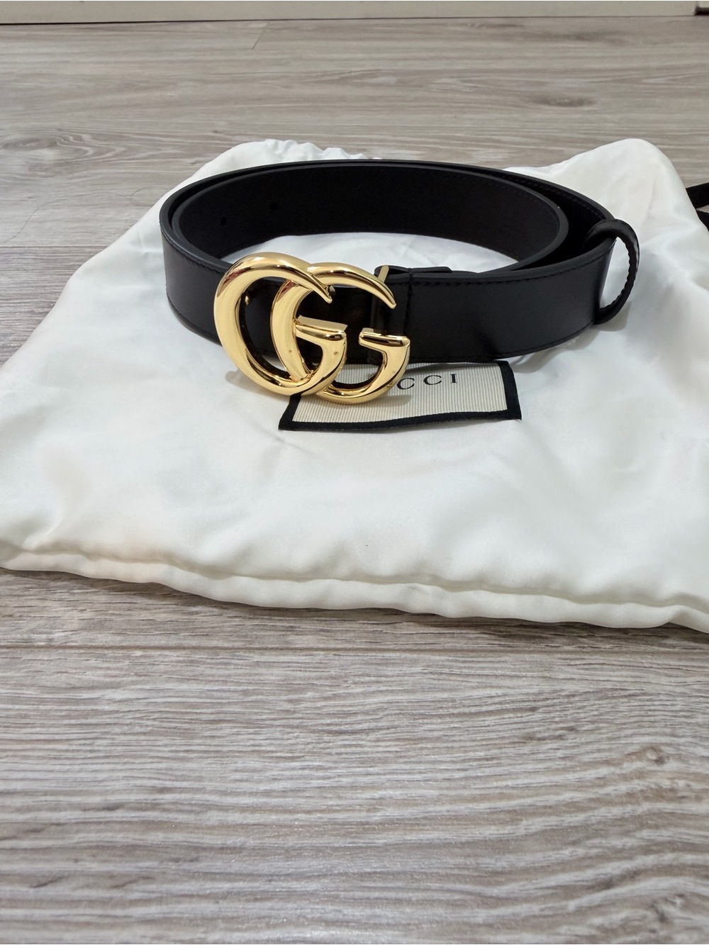 Gucci Black Leather Belt with Gold Double G Buckle